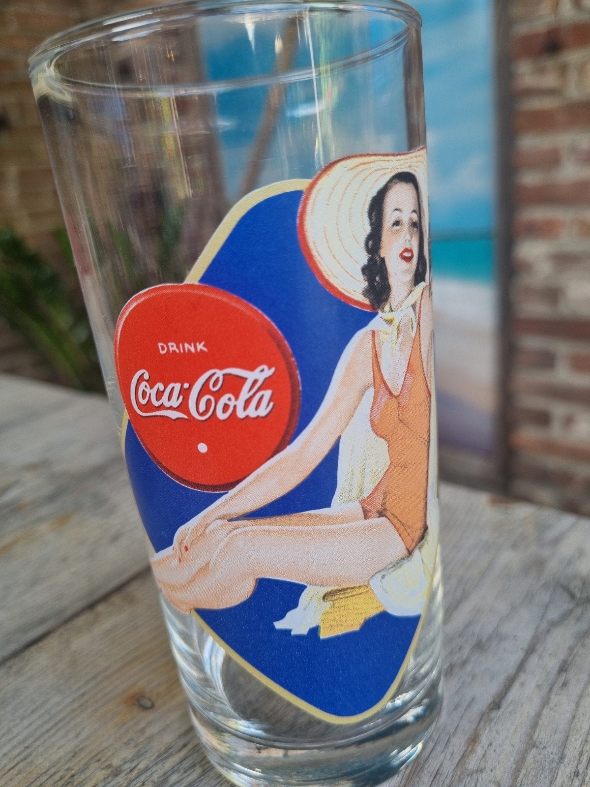 Vintage Coca-Cola glas met Pin- up dame in badpak, Ophalen of Verzenden