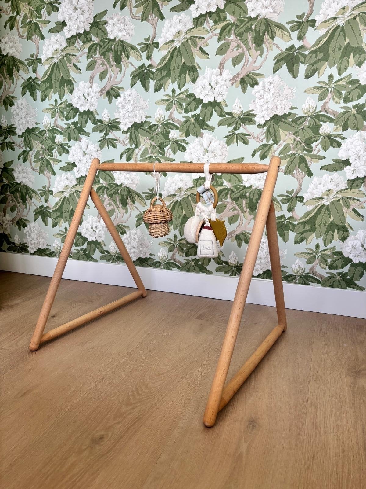 Konges Sløjd Babygym Hout met Speeltjes, Kinderen en Baby's, Ophalen, Zo goed als nieuw, Babygym