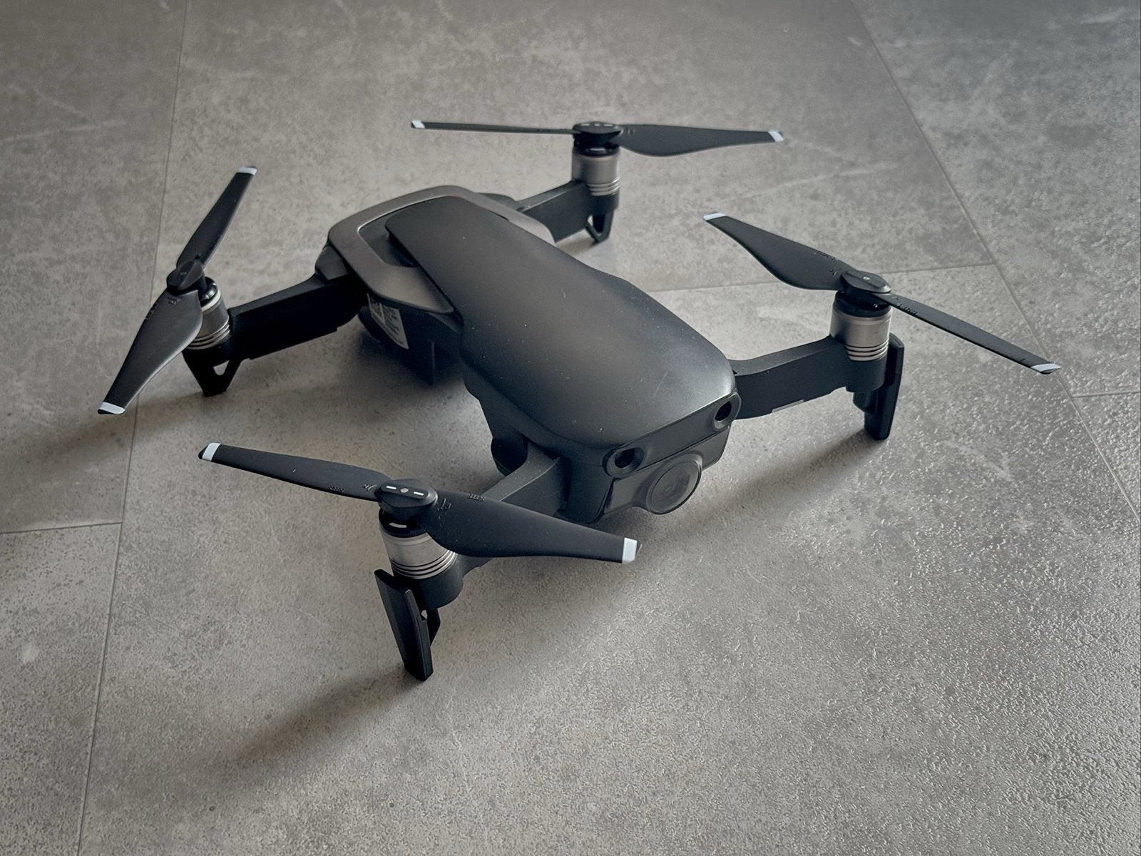 DJI Mavic Air Drone Fly More Combo - Goede Staat, Audio, Tv en Foto, 250 tot 900 gram, Cameradrone, Extra accu('s), Zo goed als nieuw