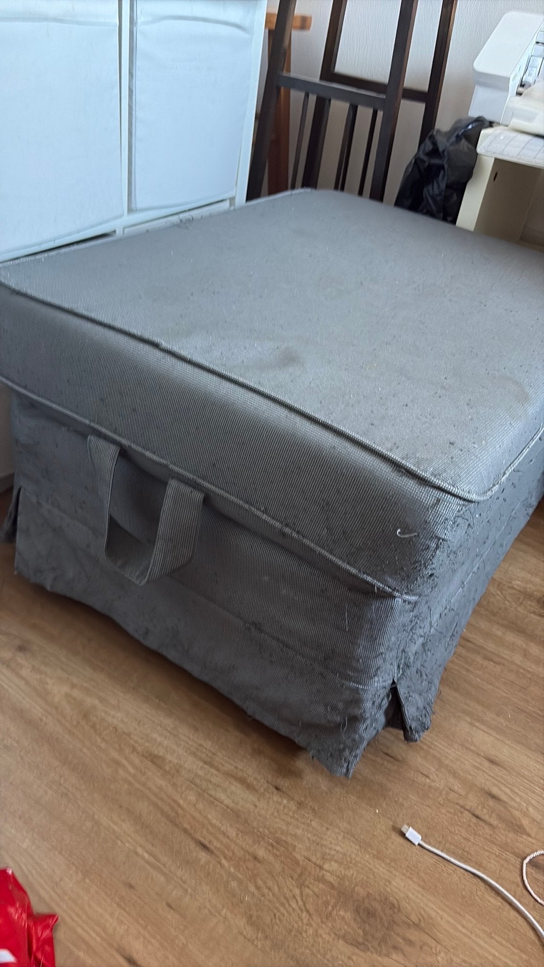 IKEA EKTORP poef in lichtgrijs., Ophalen, Gebruikt, Rechthoekig, 75 tot 100 cm
