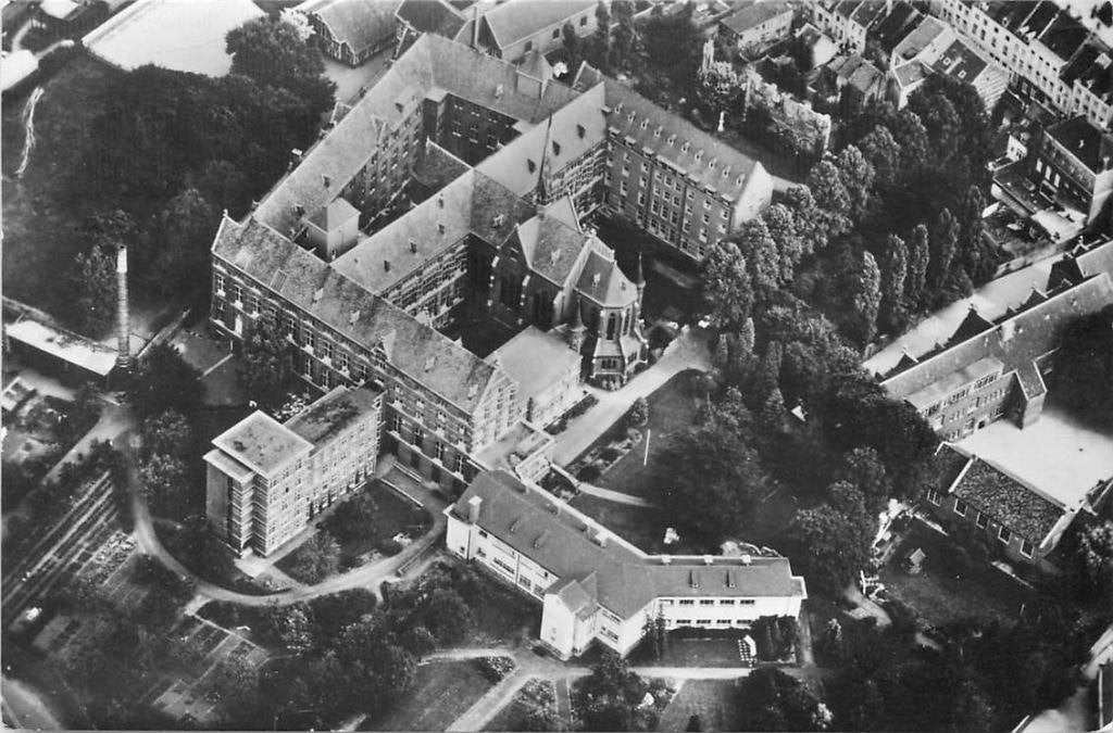 388-499-029 Maastricht  Broeders fic De Beyart, Verzenden, Voor 1920, Limburg