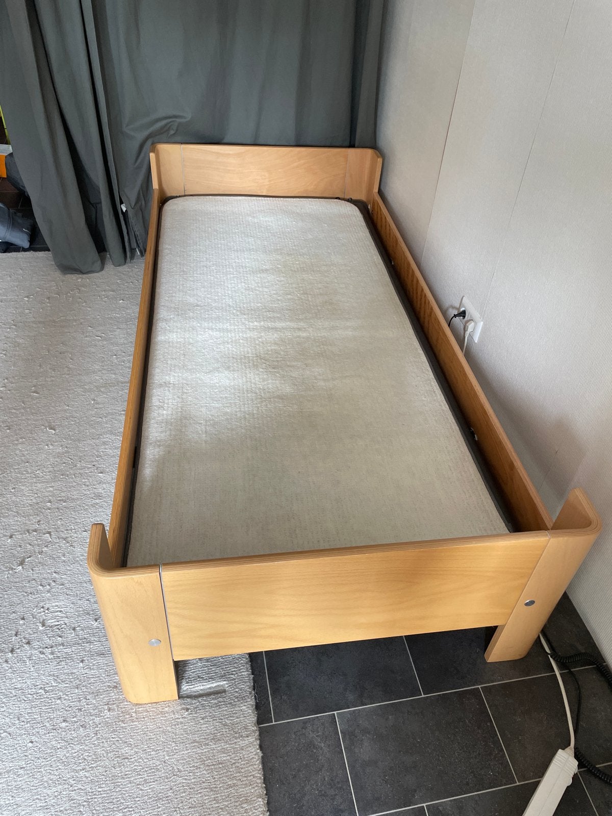 Auping Auronde 3000 ombouw 90x200 cm, Ophalen, Gebruikt, 90 cm, Eenpersoons