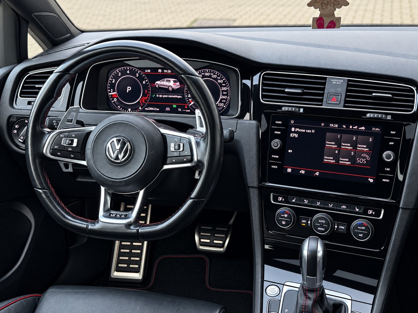 Foto 7 van Golf 7.5 GTI DSG | Pano | Leder | Virtual Cockpit | 19"