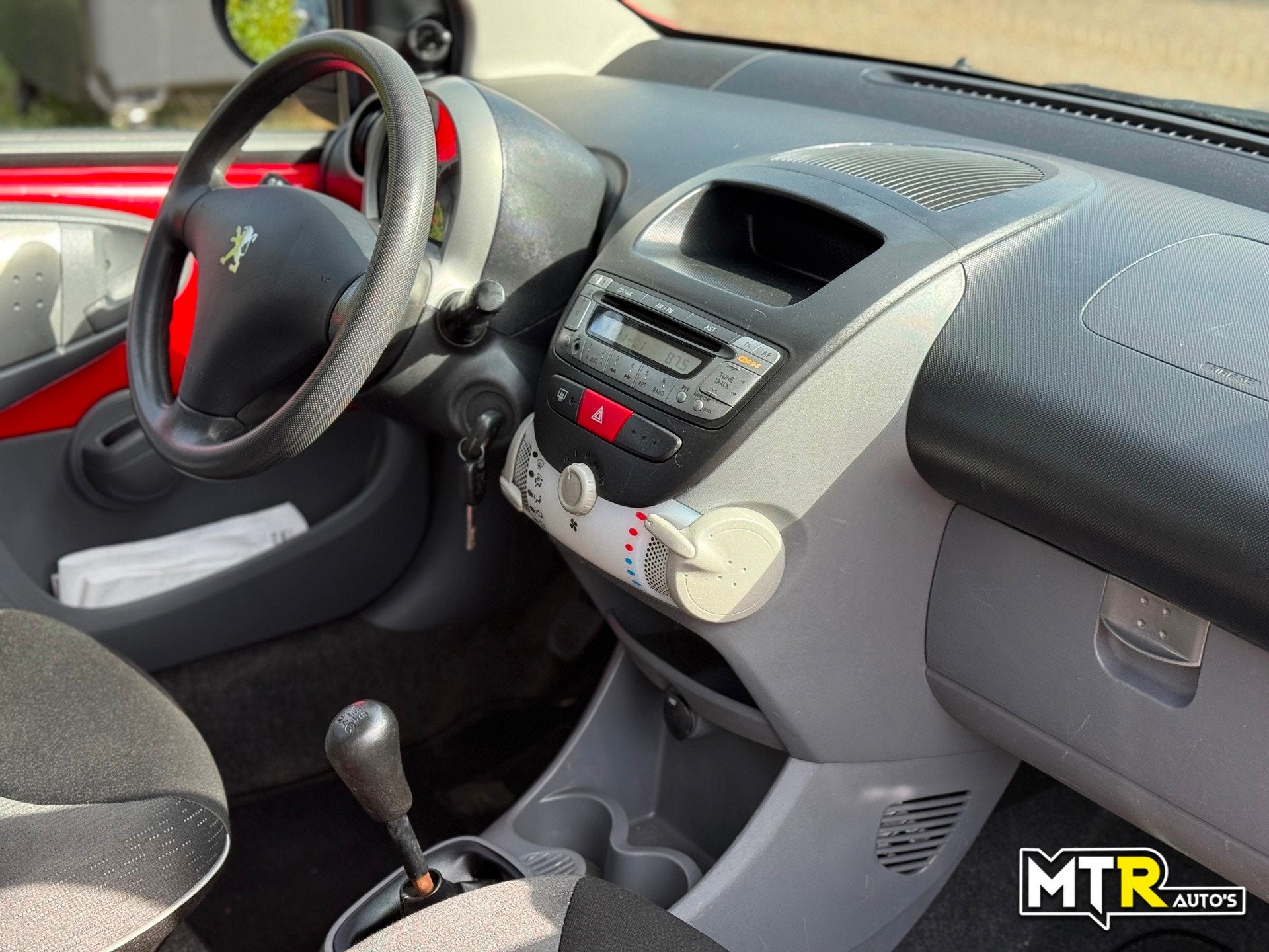 Peugeot 107 1.0-12V XS NWE APK|NAP|5-DEURS, Voorwielaandrijving, Euro 5, Stof, Gebruikt