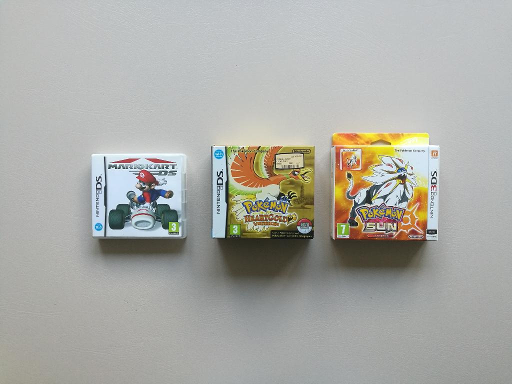 3x LEGE Nintendo DS doosjes Pokémon Heartgold Sun Mario Kart, Gebruikt, Overige genres, 1 speler, Ophalen of Verzenden