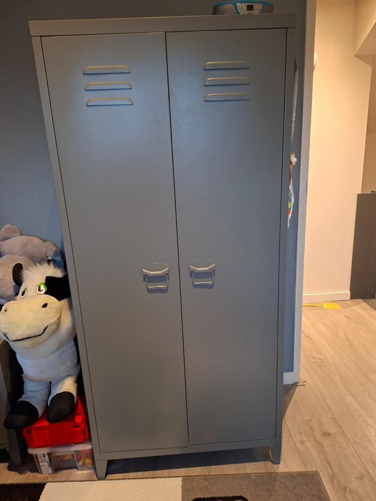 Lockerkledingkast, Ophalen, Gebruikt