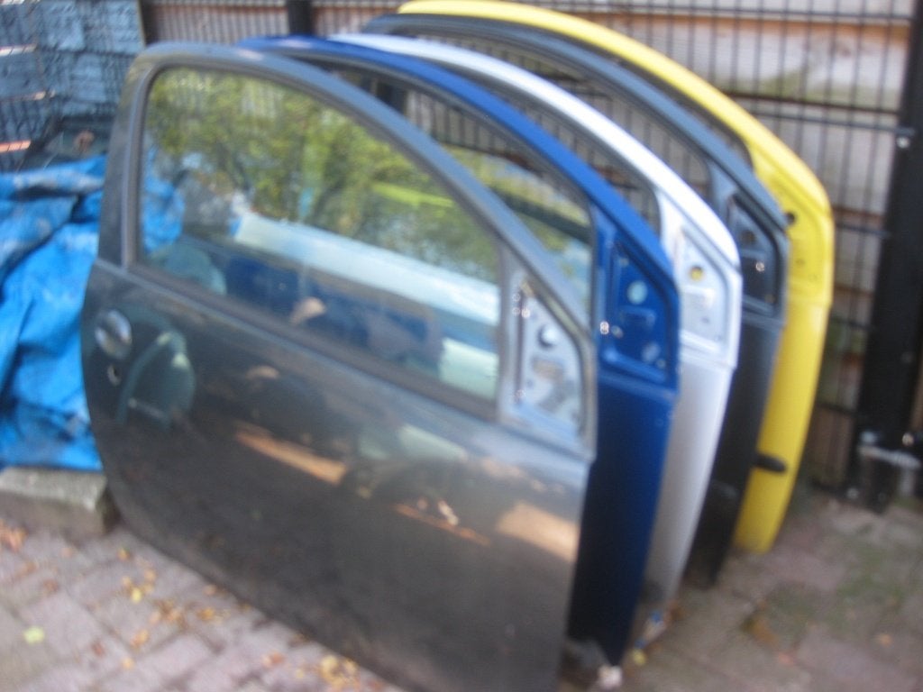 scherm, spatbord, deur ,citroen c1 of peugeot 107, Ophalen of Verzenden, Voor, Citroën, Spatbord