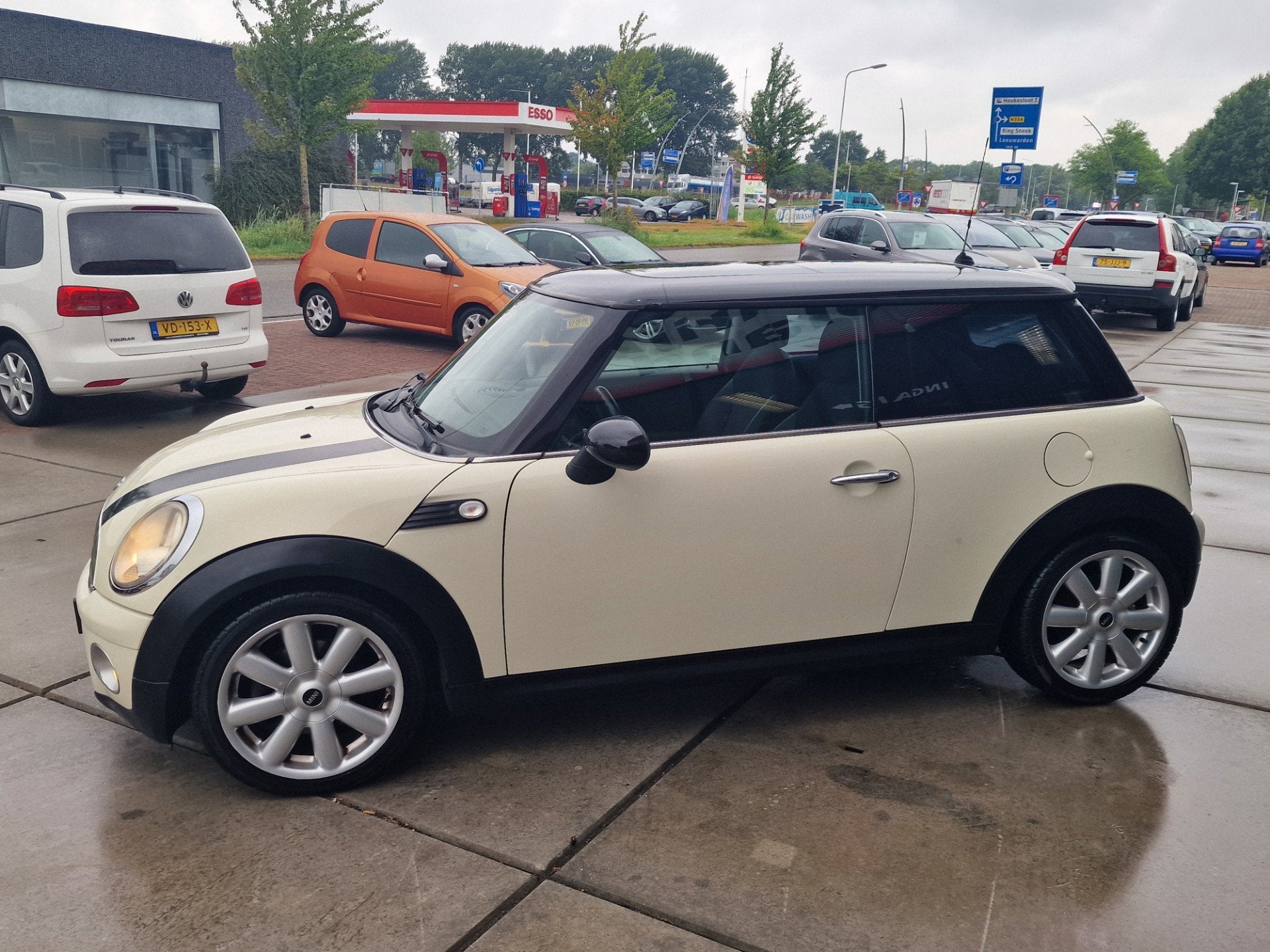 Mini 3-Deurs 1.6 Cooper D Chili - Pano - Airco - Stoelverwar, Voorwielaandrijving, Gebruikt, 4 cilinders, 4 stoelen