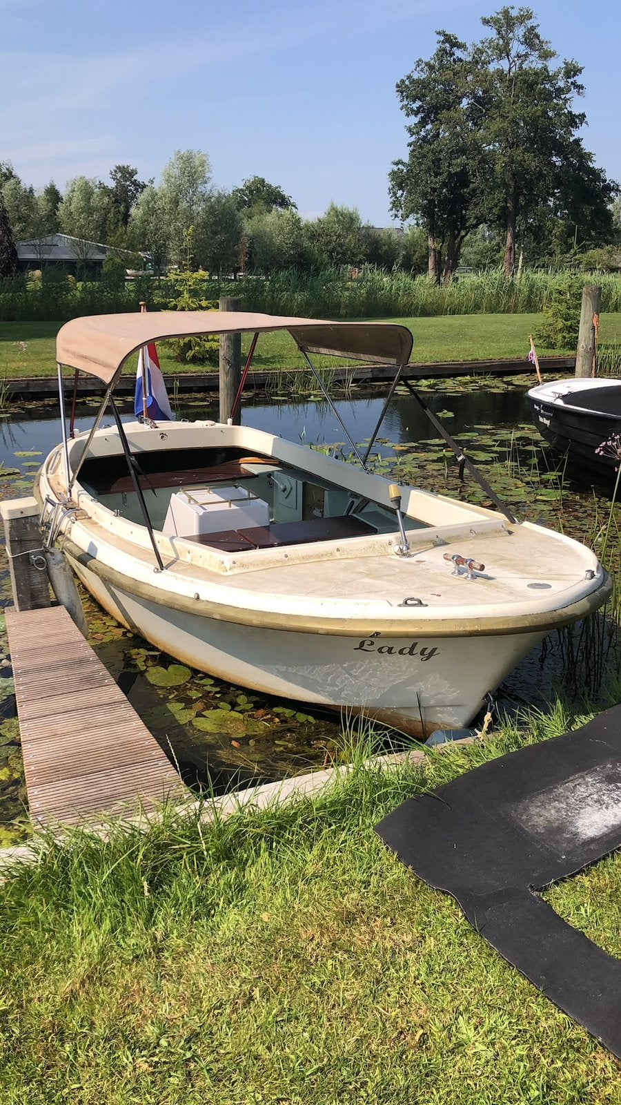 Prachtige sloep 5.6 mtr nieuwe bimini en dekkleden, Watersport en Boten, Ophalen, Gebruikt, Geen motor, Kussenset