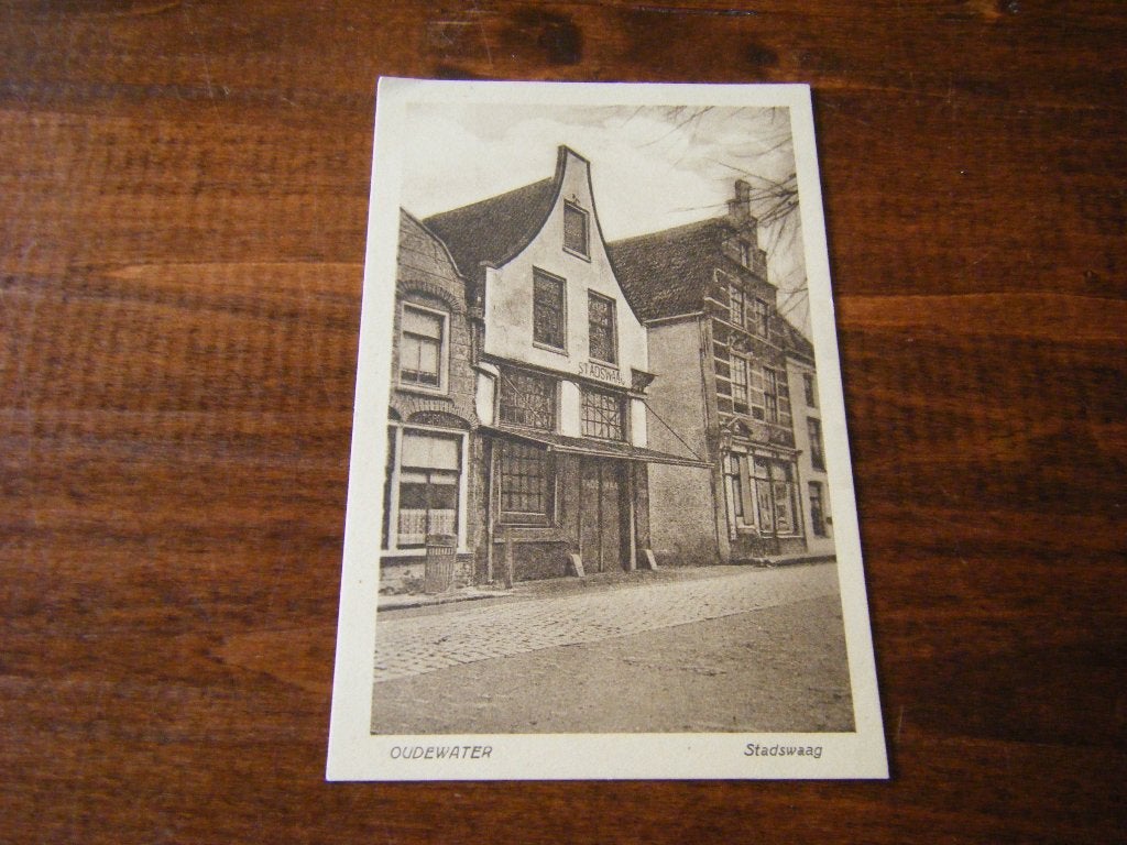 V41 - Oudewater - Stadswaag- Mooi/Oud, Verzamelen, Ophalen of Verzenden, 1940 tot 1960, Zuid-Holland