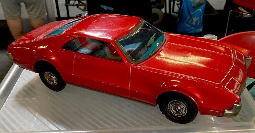 ATC blikken Oldsmobile Toronado Japan, Verzenden