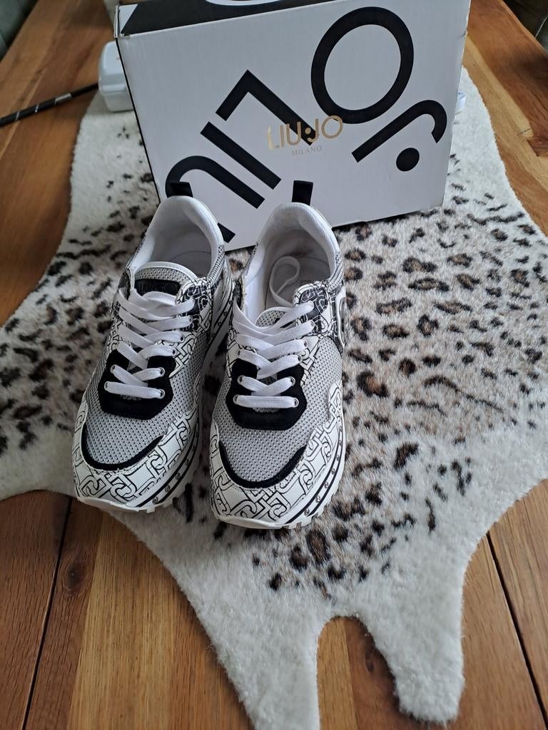 Dames liu Jo 40, Kleding | Dames, Schoenen, Ophalen of Verzenden, Zo goed als nieuw, Sneakers of Gympen