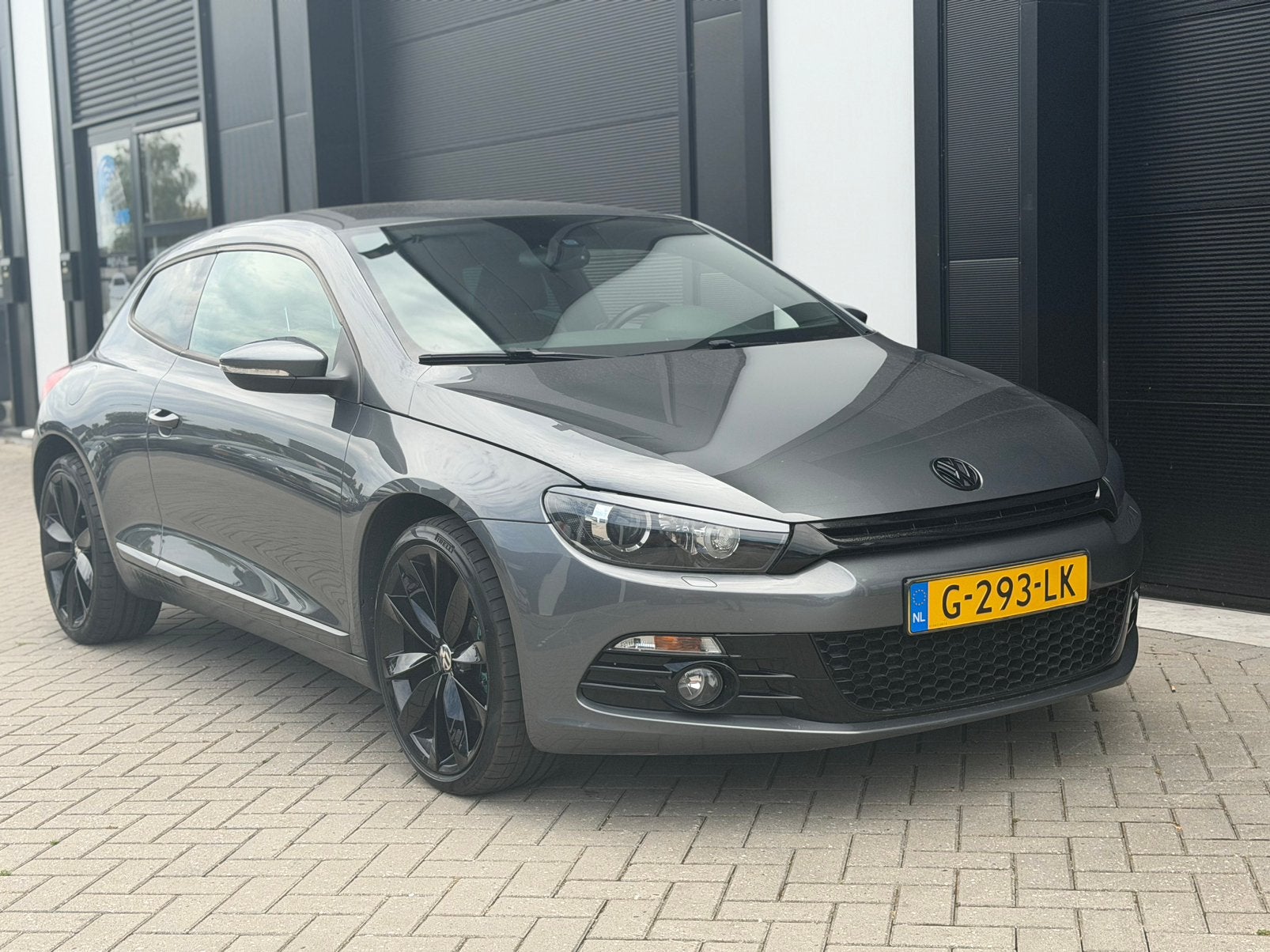 Volkswagen Scirocco 1.4 TSI 160 pk 2011 Grijs Leer Navi, Voorwielaandrijving, 15 km/l, 4 cilinders, Leder
