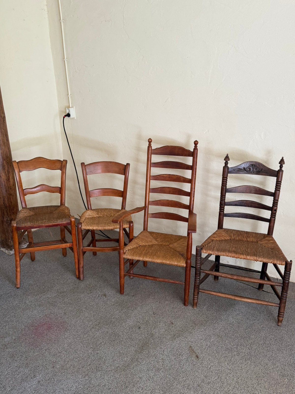 Vintage rieten stoelen, Antiek en Kunst, Ophalen