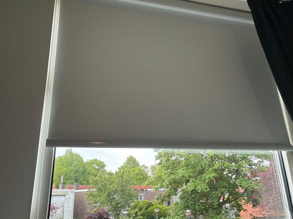 Verduisterend rolgordijn 140x240cm, Huis en Inrichting, Stoffering | Gordijnen en Lamellen, Ophalen, 100 tot 150 cm, 200 cm of meer
