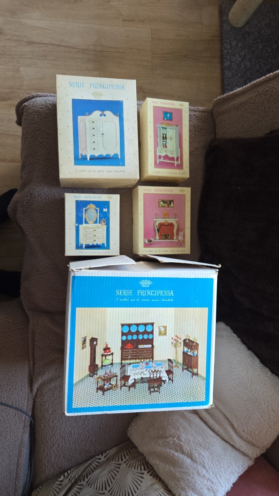 Serie Principessa Poppenhuis Meubels - Complete Set, Ophalen of Verzenden, Zo goed als nieuw
