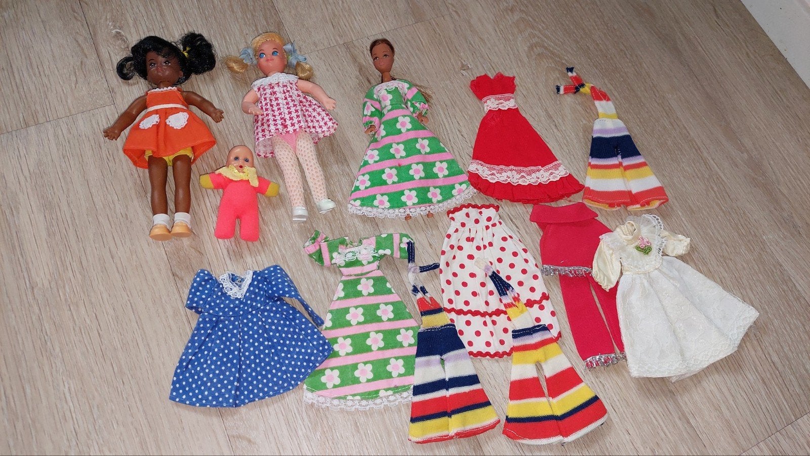 Vintage Barbie Tutti en Pippa Popjes met Kleding, Ophalen, Gebruikt