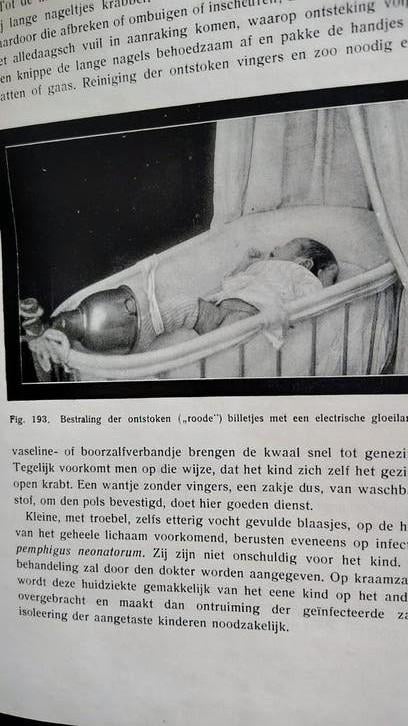 Oud boek zwangerschap/geboorte jaren'50, Ophalen of Verzenden, Gelezen, Zwangerschap en Bevalling