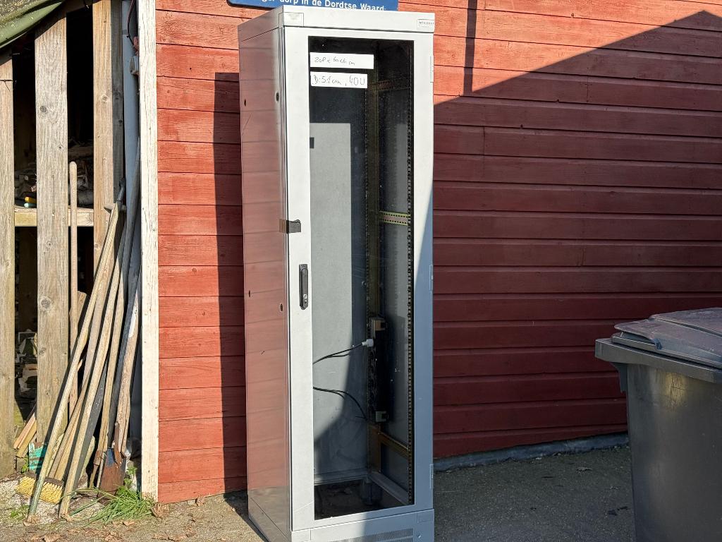 Minkels serverkast rack 19 inch 40U met glazen deur, Computers en Software, Serverkasten, Gebruikt, Glas, Plaatstaal, Ophalen of Verzenden