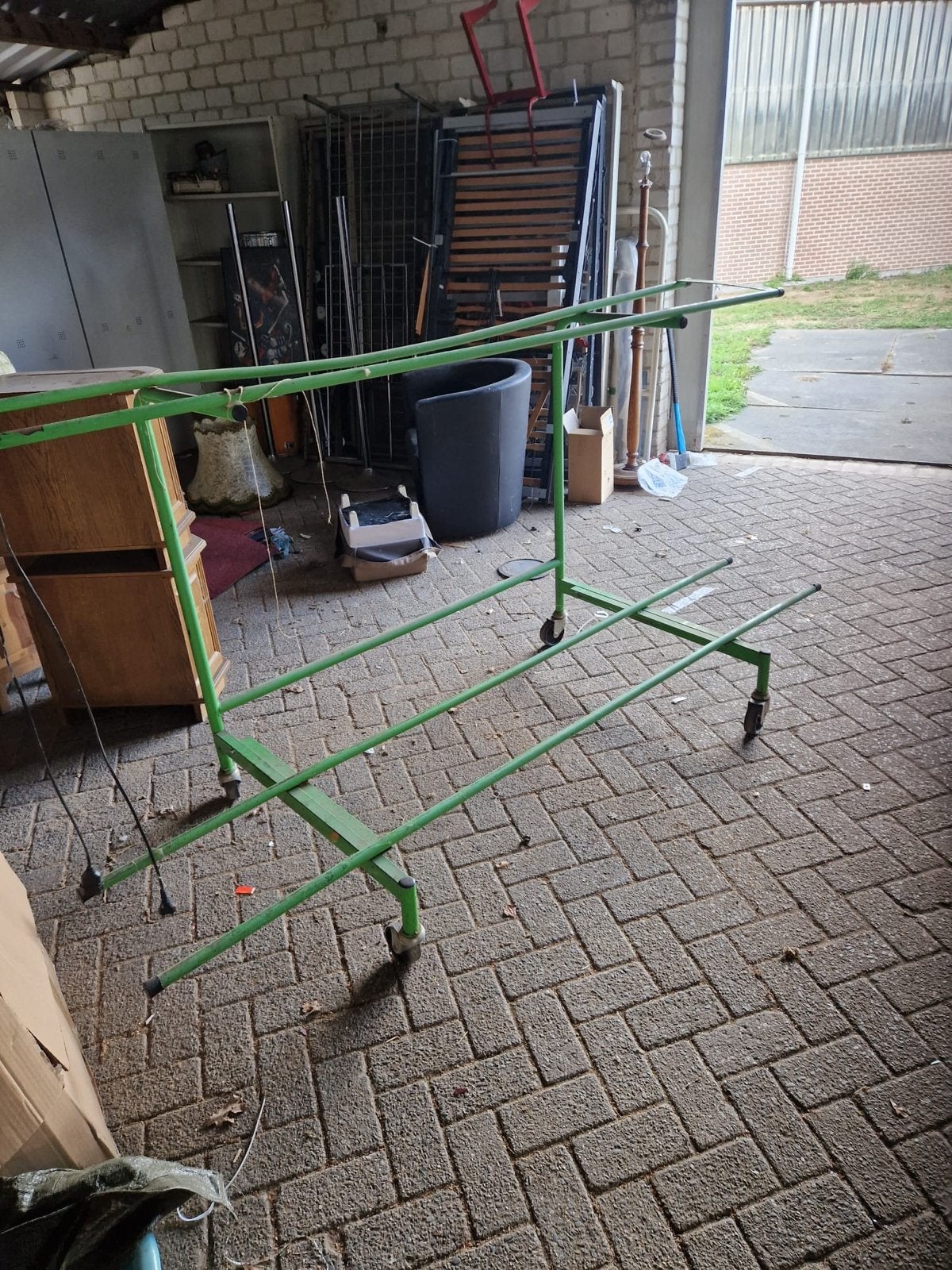 Groen metalen rek op wielen, Ophalen of Verzenden, Gebruikt