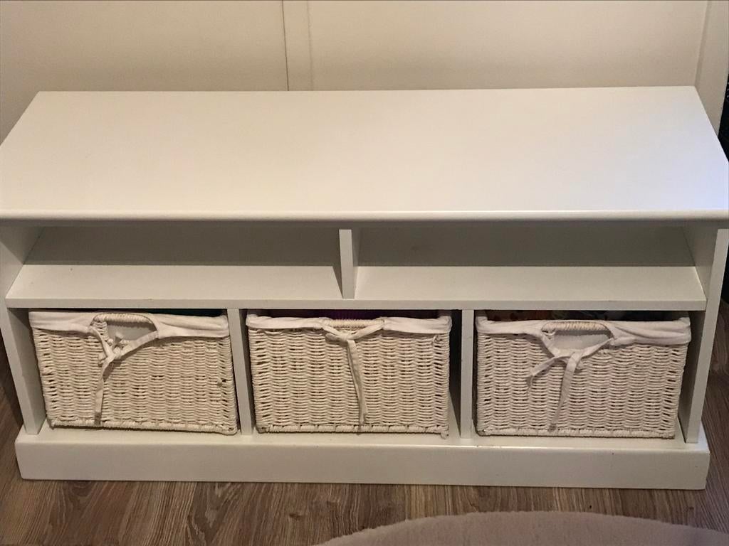 Witte obergbank met 3 rieten manden., Ophalen, Gebruikt