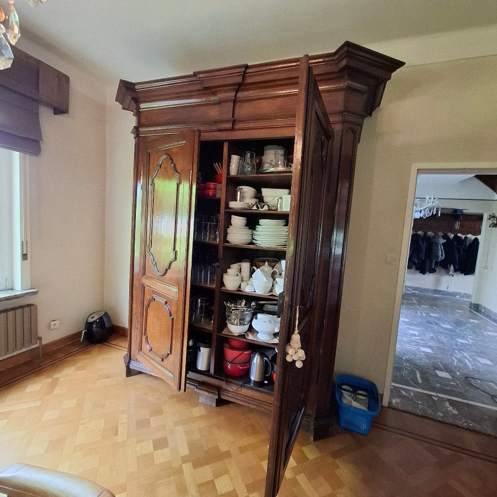 Kast, Ophalen