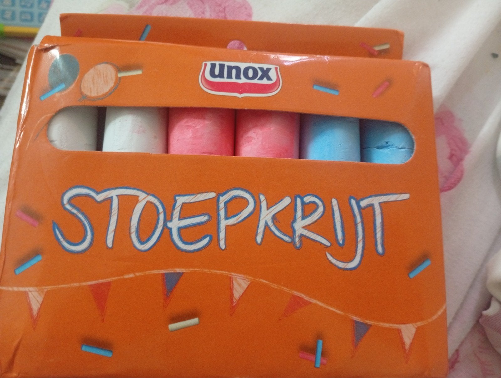 Unox Stoepkrijt - Kleurrijk Tekenplezier voor Buiten, Ophalen of Verzenden, Nieuw, Jongen of Meisje