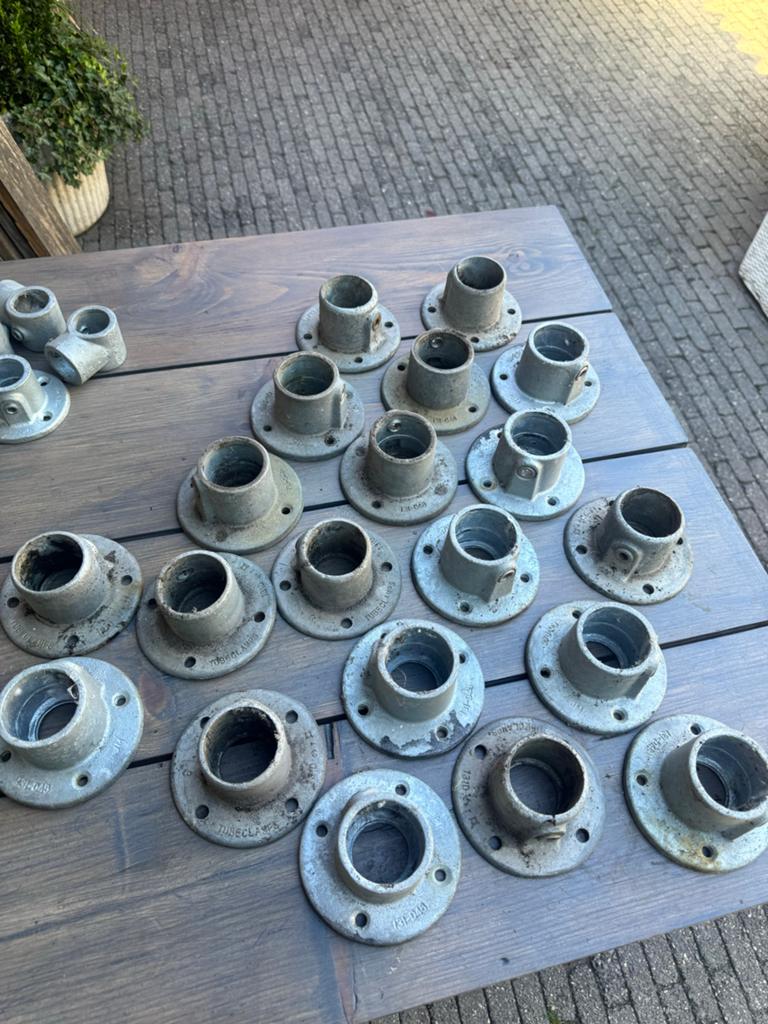 Steigerbuis grondplaten en koppelingen 32mm en 48mm, Ophalen, Gebruikt, Overige typen