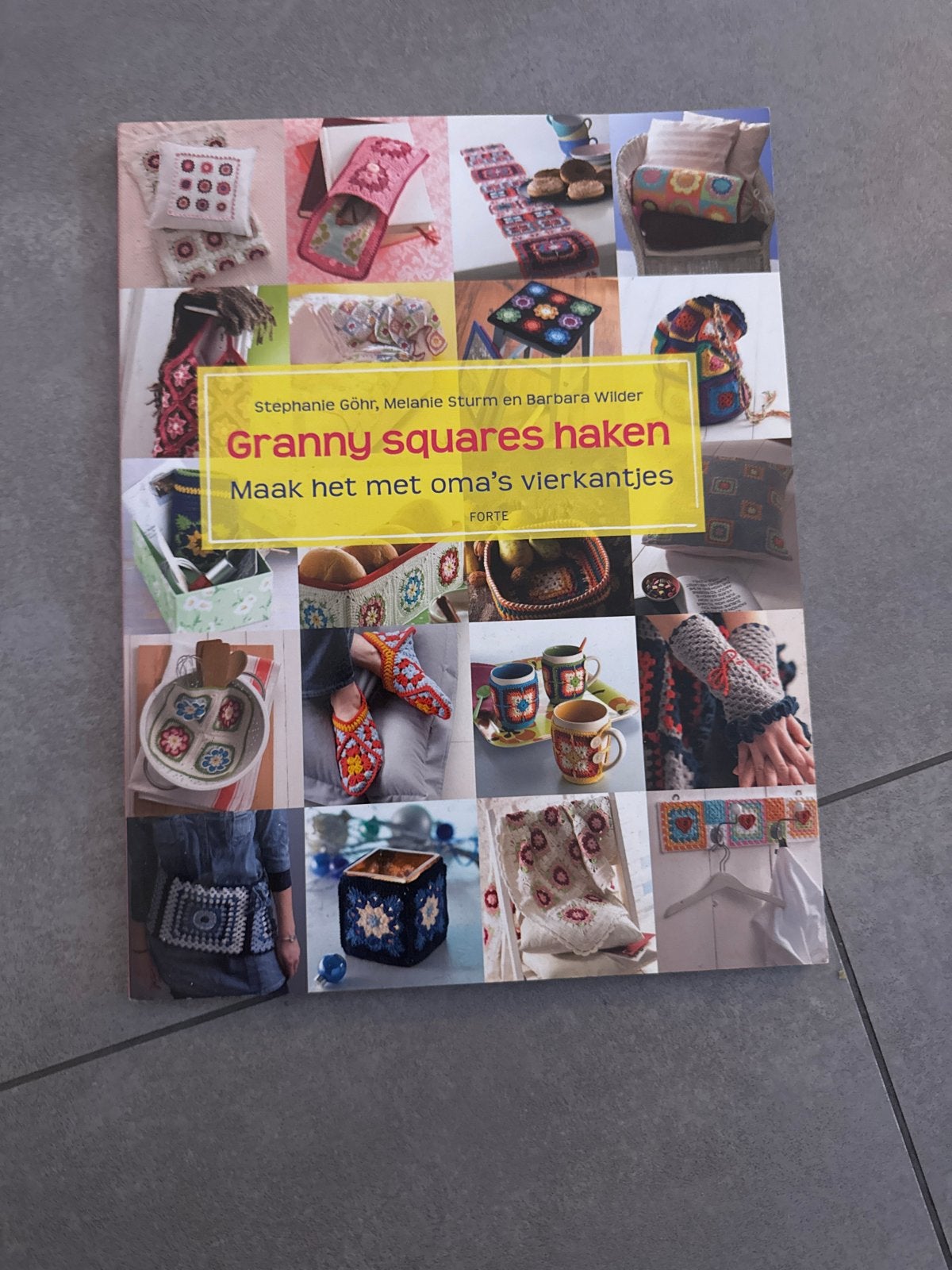 Granny Squares Haken: Maak het met oma's vierkantjes, Boeken, Hobby en Vrije tijd, Ophalen, Zo goed als nieuw, Breien en Haken