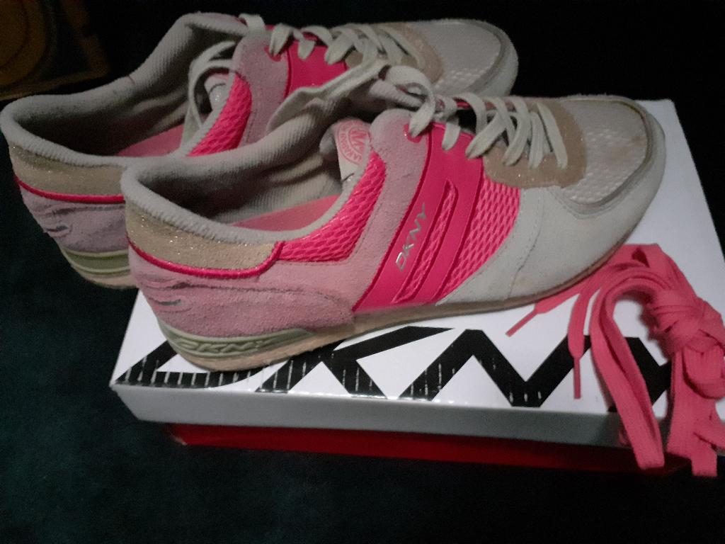 DKNY sneakers maat 39 als nieuw !, Overige kleuren, DKNY, Ophalen of Verzenden, Sneakers of Gympen