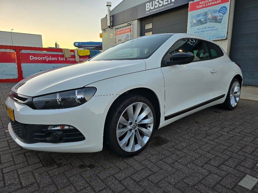 Volkswagen Scirocco 1.4 TSI volledige onderhoudshistorie, Voorwielaandrijving, Zwart, 4 cilinders, 4 stoelen