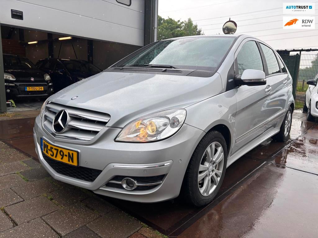 Mercedes-Benz B-klasse 160 Business Class Navi 130dkm Airco, Voorwielaandrijving, Euro 5, 15 km/l, Leder en Stof