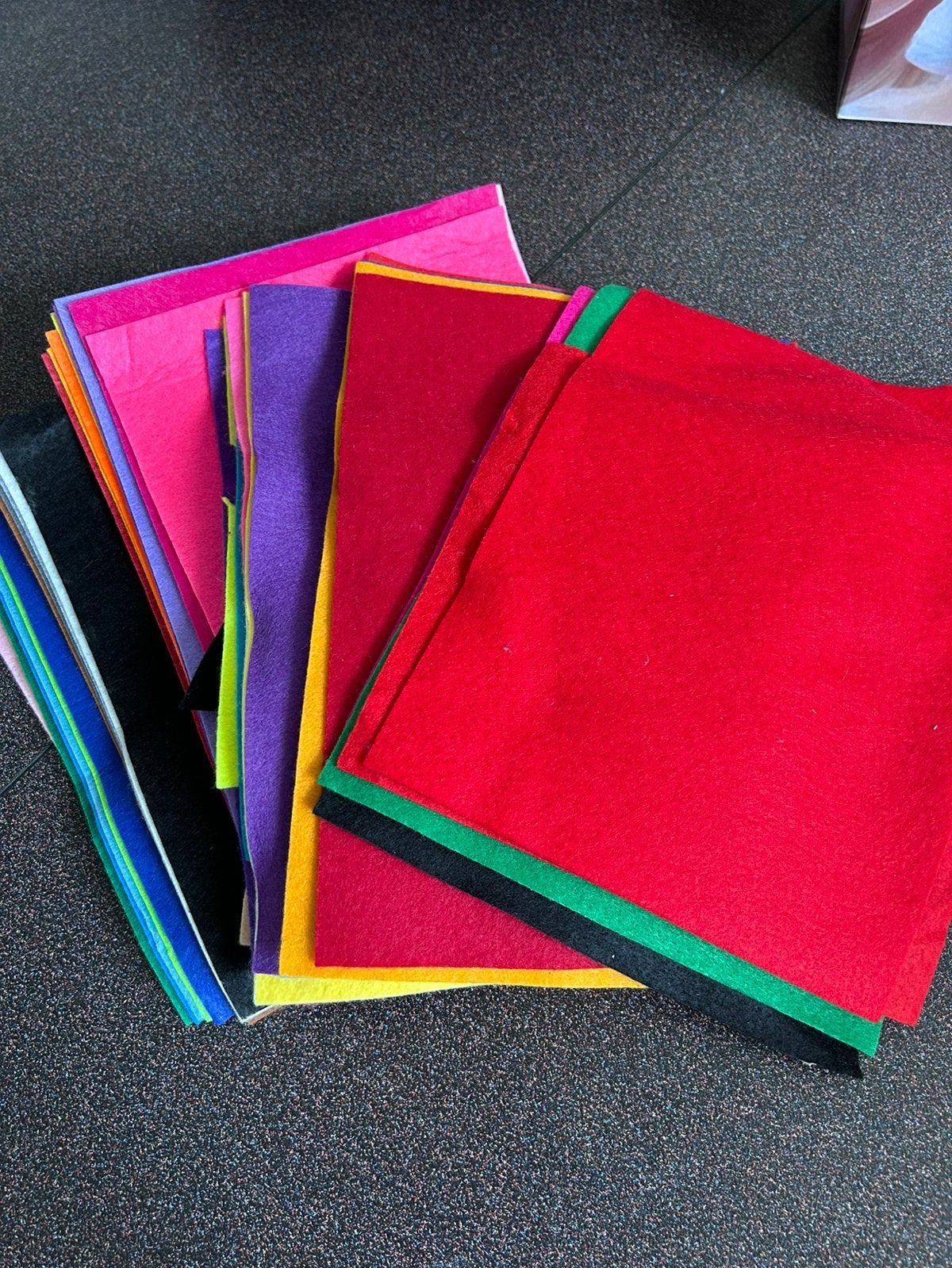 Vilt veel kleuren, Ophalen, Zo goed als nieuw, Los Vilt