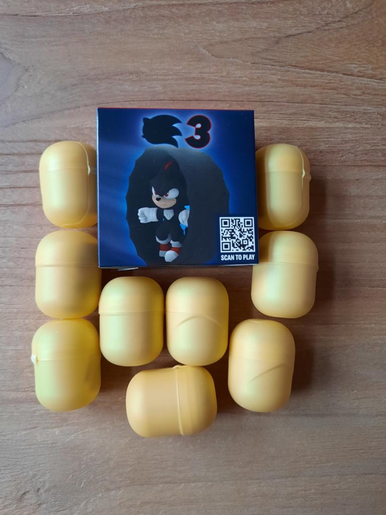 9x kinder ei figuur + 1x mcdonalds sonic, Ophalen of Verzenden, Nieuw