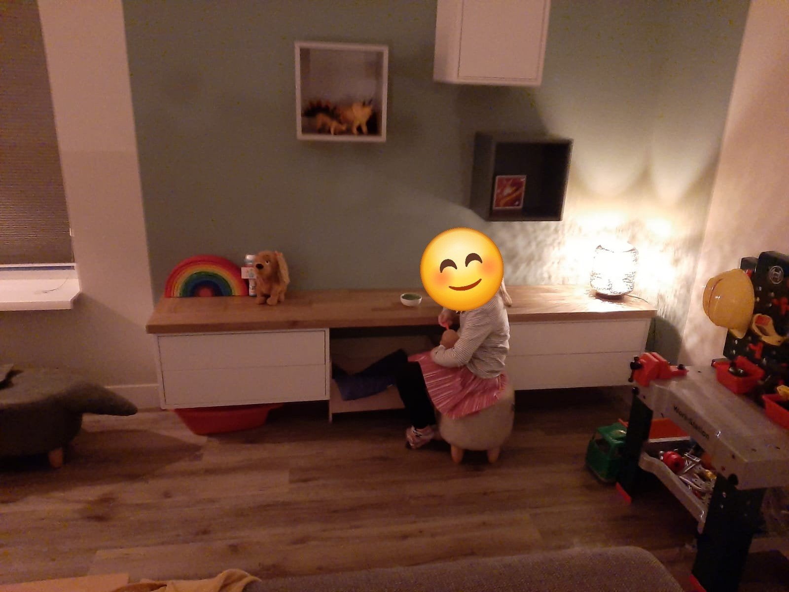 ikea kastjes, eiken plank en bovenvakjes leuk in speelhoek, Ophalen, Gebruikt