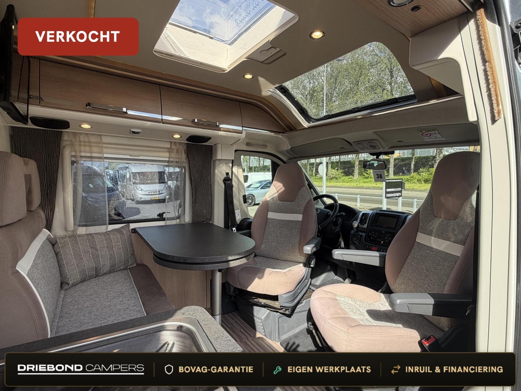 Carthago 640 LE Charming GT Automaat Enkele Bedden Zonnepane, Caravans en Kamperen, Campers, Automaat, Buscamper of Camperbus