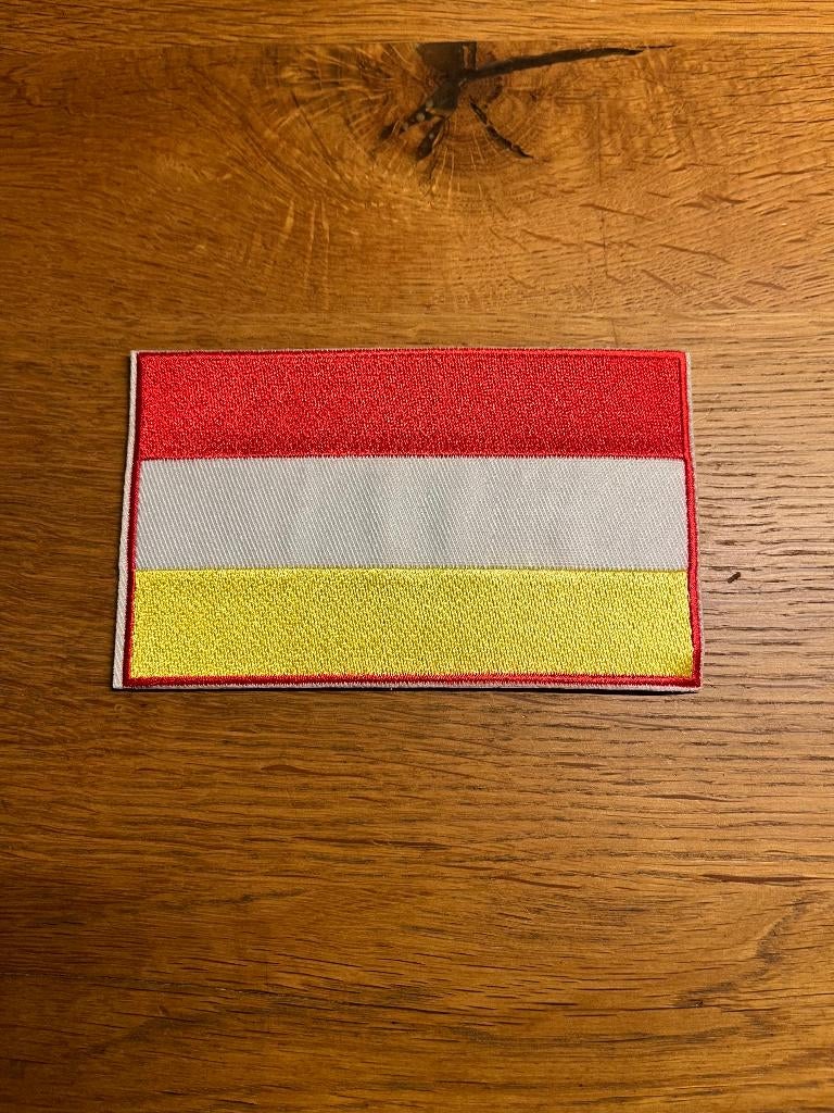 Oeteldonk embleem vlag, Kleding | Heren, Ophalen of Verzenden, Zo goed als nieuw, Overige maten