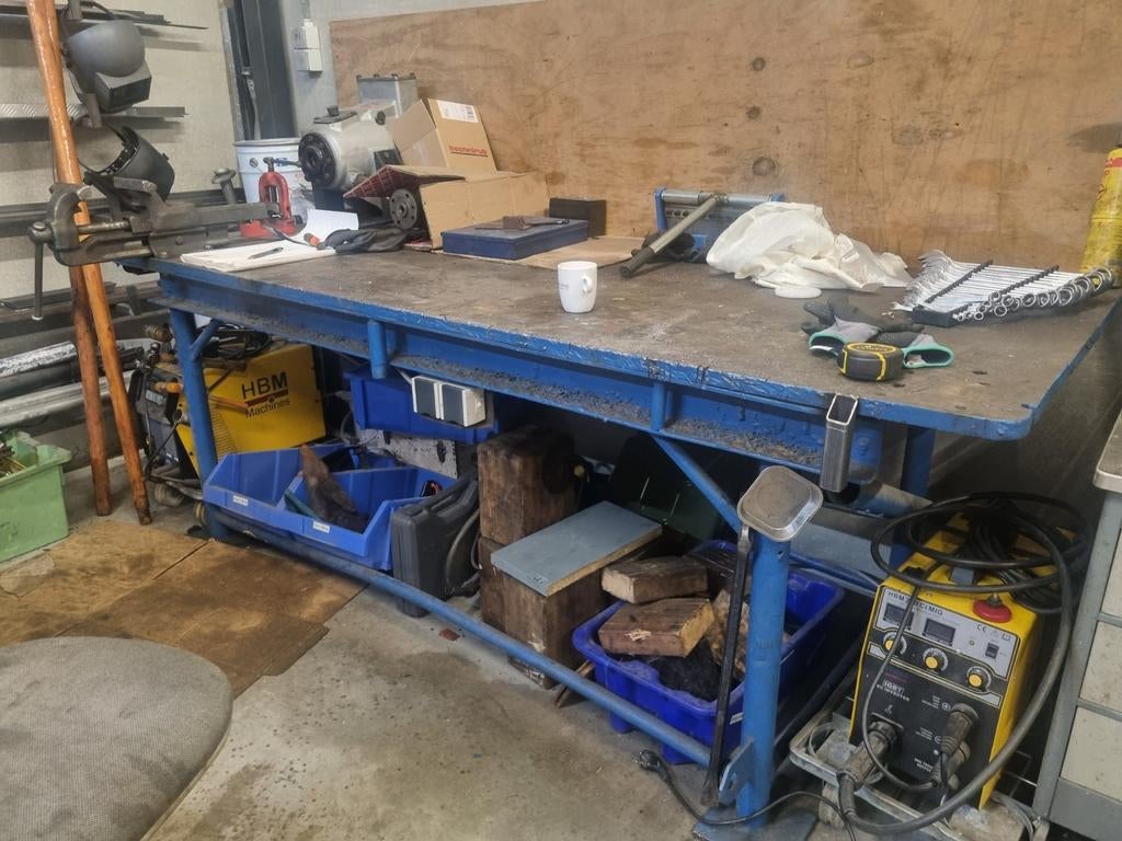 Stalen werkbank / Werktafel / Lastafel, Doe-het-zelf en Verbouw, Werkbanken, Ophalen, Gebruikt, 170 cm of meer
