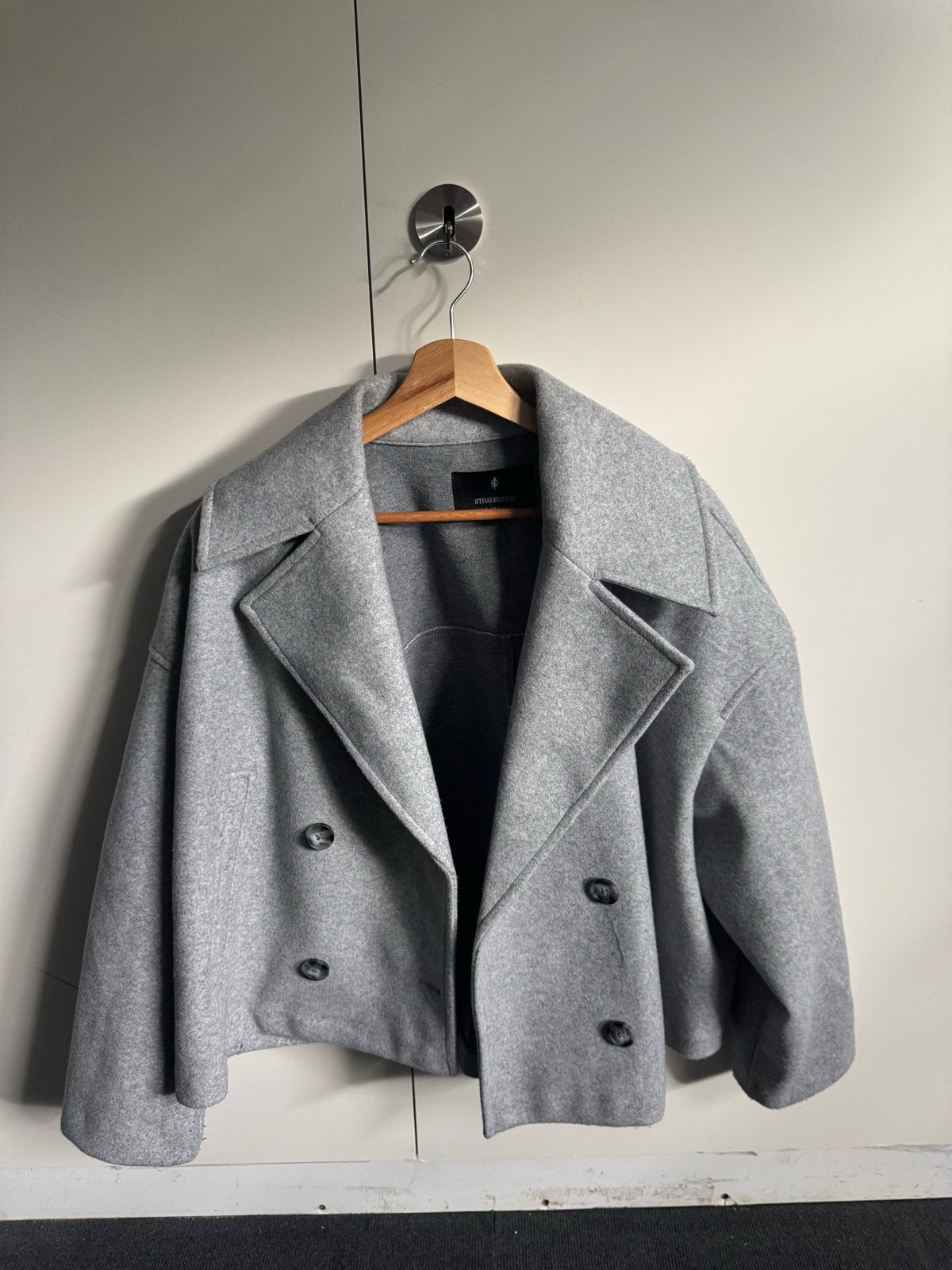 Stradivarius Tussenjasje Grijs Maat XL - Zo goed als nieuw, Ophalen of Verzenden, Zo goed als nieuw, Maat 42/44 (L), Grijs