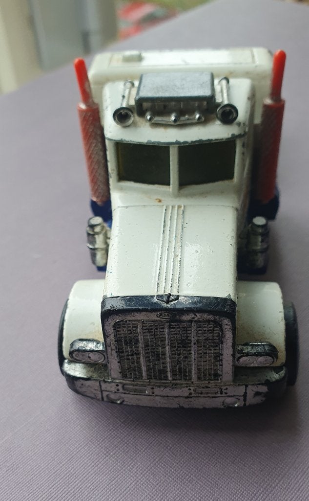 Matchbox Superkings Peterbilt truck, Hobby en Vrije tijd, Ophalen of Verzenden, Gebruikt, Bus of Vrachtwagen