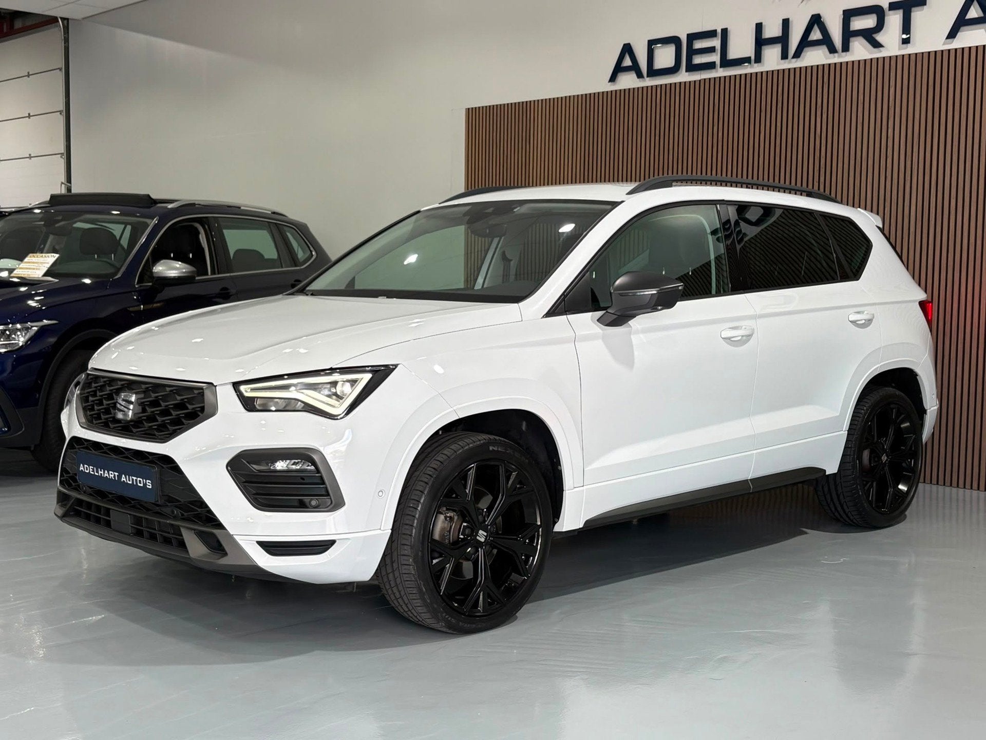 Seat Ateca 1.5 TSI Style Business Intense FR / Navigatie ful, 15 km/l, 4 cilinders, Ateca, Wit