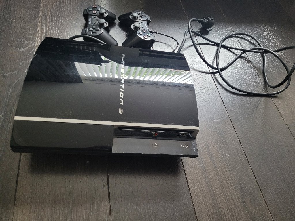 Defect PlayStation 3 console  met stroomkabel 2 controllers, Met games, Met 2 controllers, Ophalen of Verzenden, Niet werkend