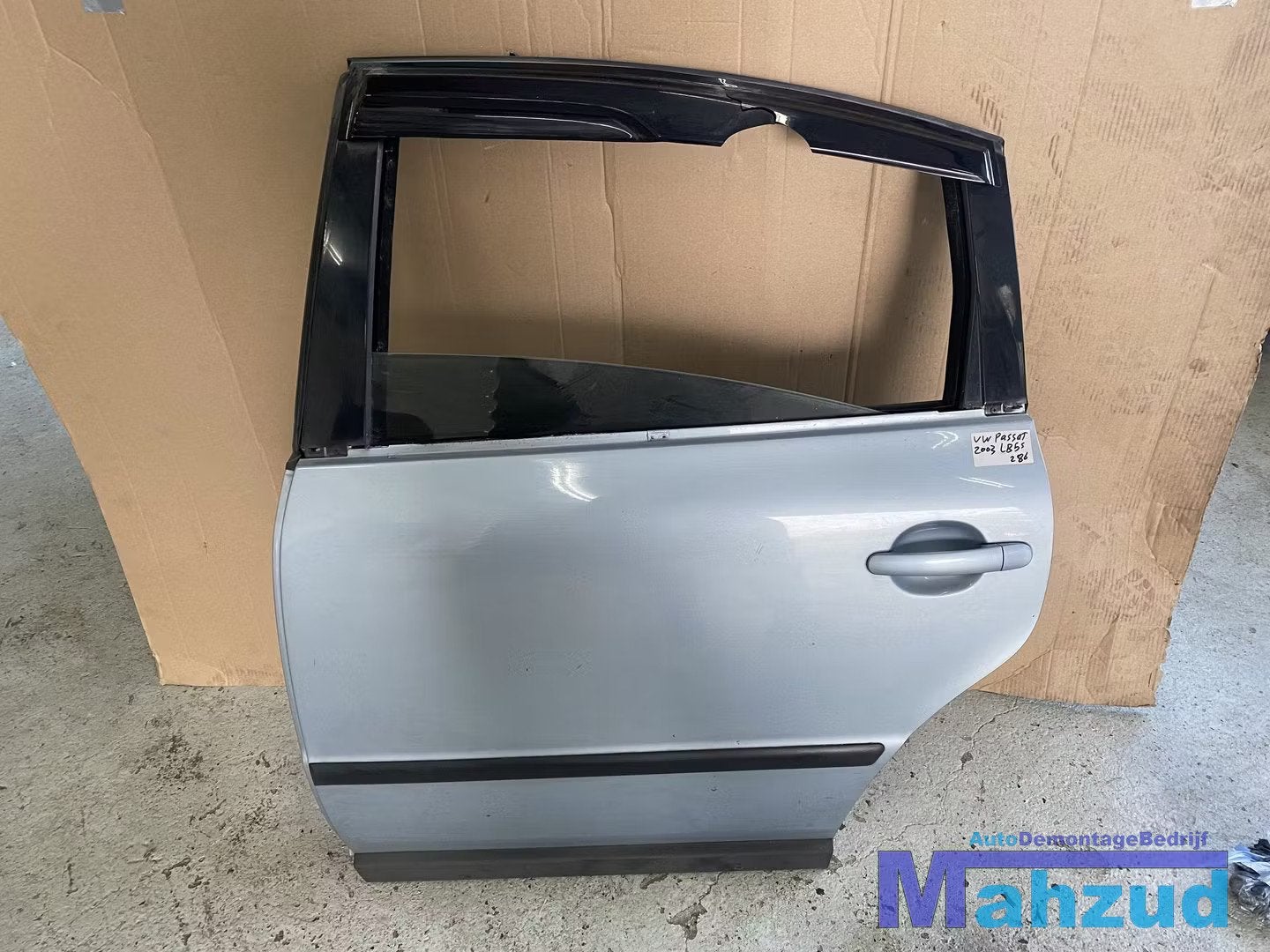 VW PASSAT B5.5 BLAUW LB5S Links achter deur portier 2000-200, Gebruikt, Volkswagen AG, Achter, Berliner Ring 2
38440  Wolfsburg, DE