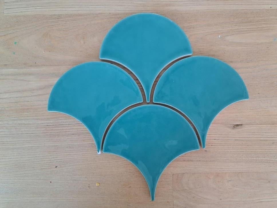 CARMEN Keramische tegels - Visschub patroon - Turquoise, Doe-het-zelf en Verbouw, Tegels, Ophalen, Nieuw, Minder dan 20 cm, Minder dan 20 cm
