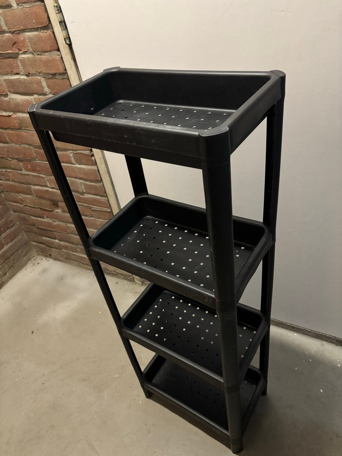 Ikea Zwart kunststof opbergrek met 4 etages, Ophalen of Verzenden, Gebruikt