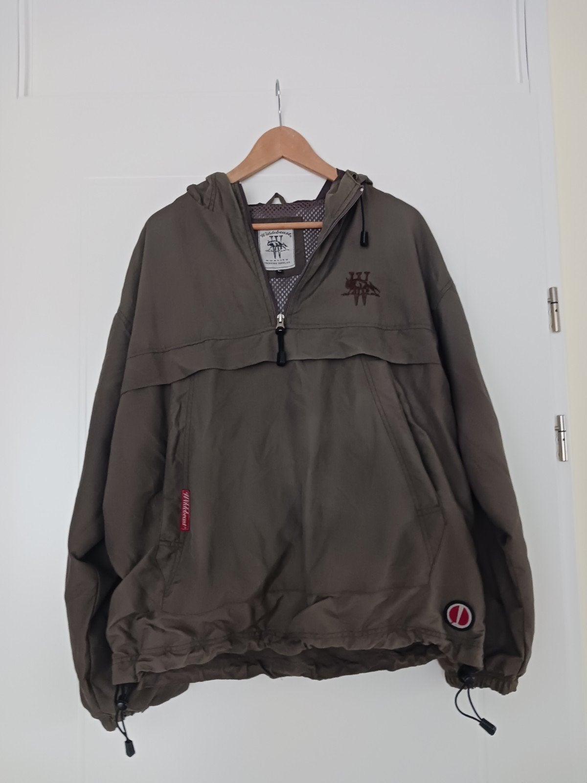 Trekking jas, Kleding | Dames, Bruin, Maat 42/44 (L), Ophalen of Verzenden, Zo goed als nieuw