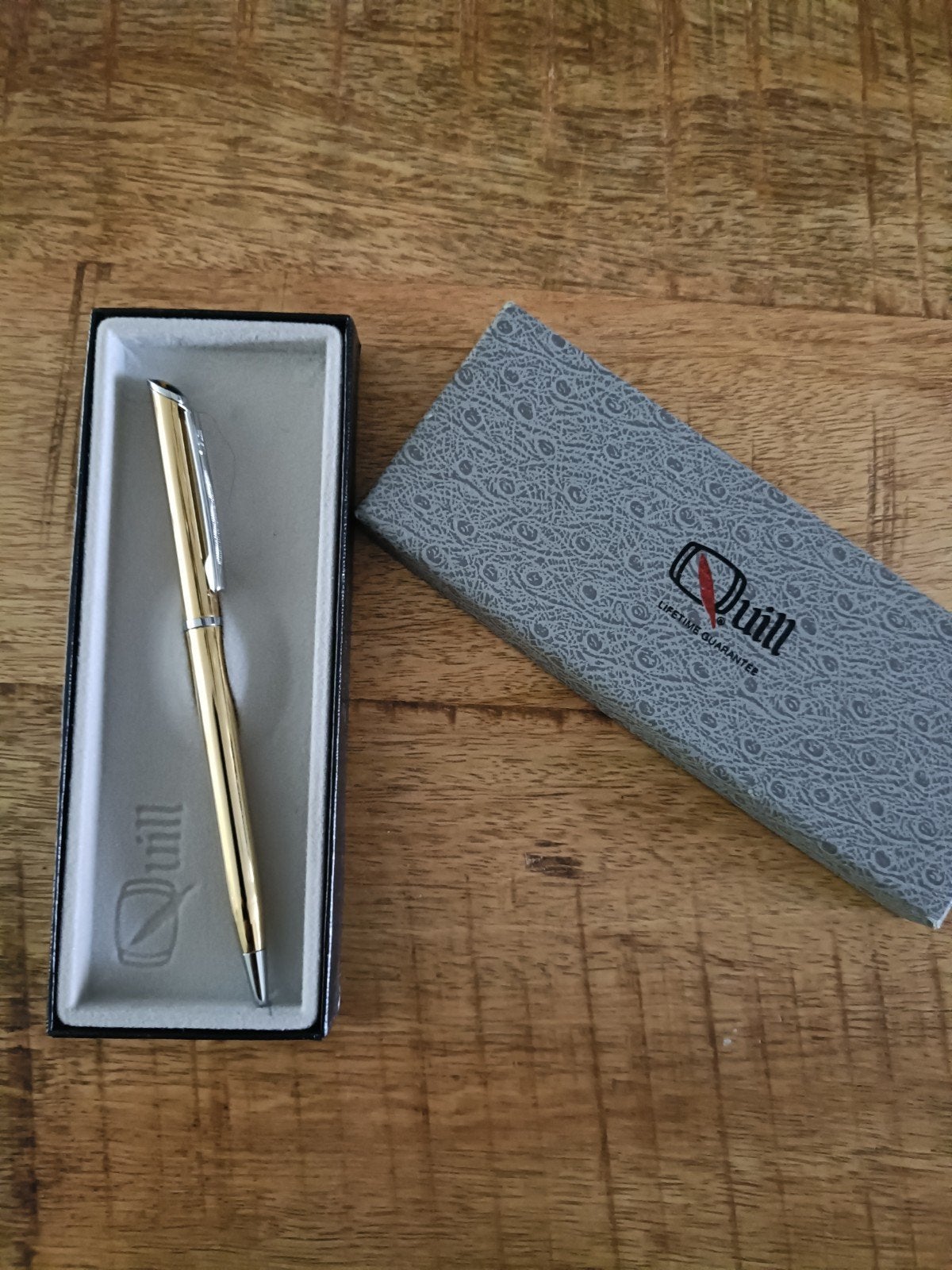 Gouden Quill Balpen in doosje - Zo goed als nieuw, Verzamelen, Pennenverzamelingen, Overige merken, Balpen, Met doosje, Ophalen of Verzenden