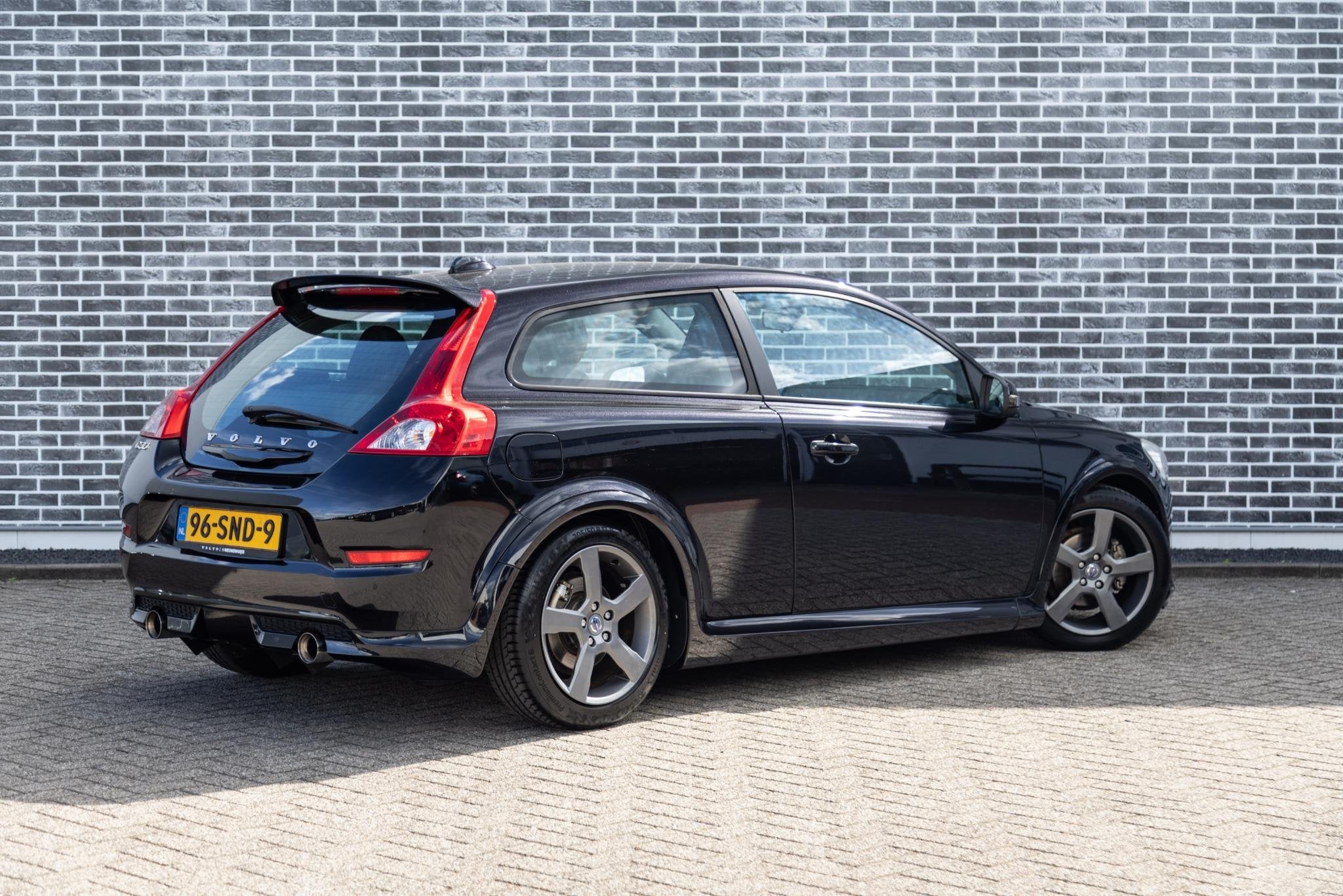 Volvo C30 2.0 R-Edition | Lederen bekleding | Navigatie | Cl, Auto's, Stof, Gebruikt, 4 cilinders, 4 stoelen
