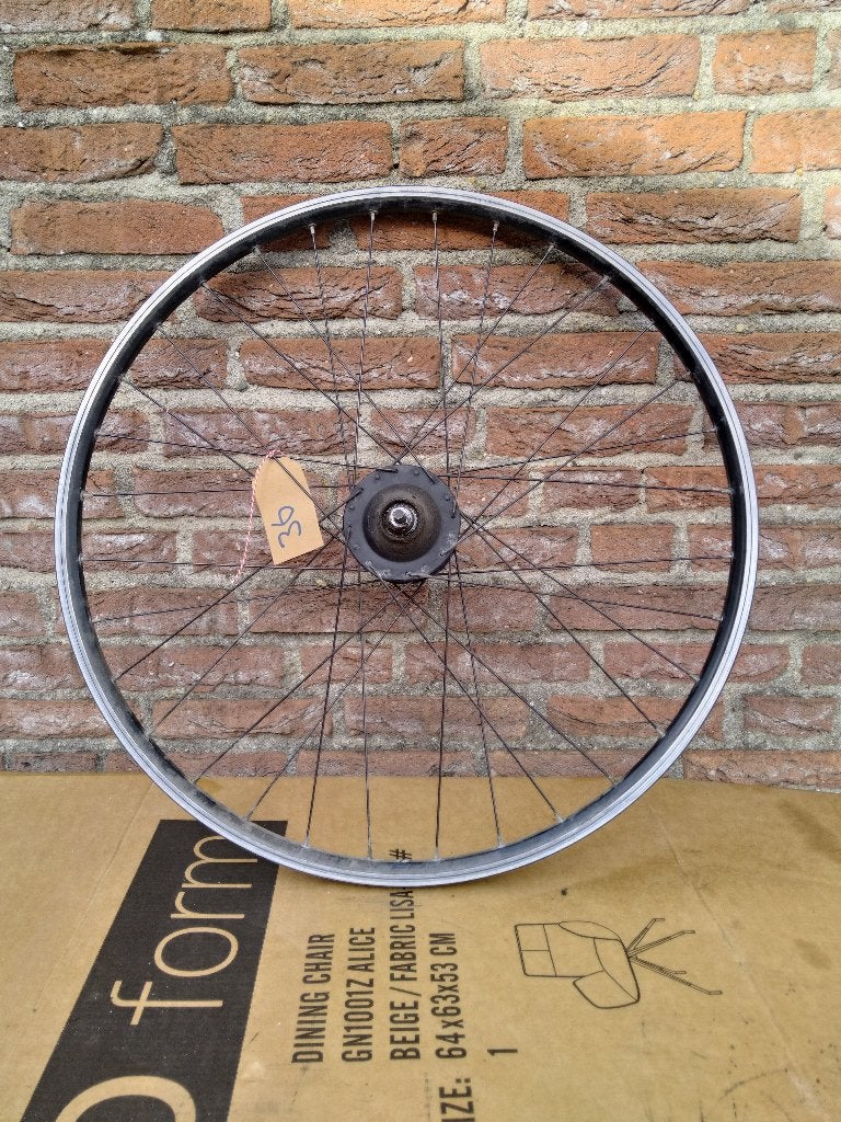 Achterwiel Nexus inter 8 28 Inch €75,-, Fietsen en Brommers, Elektrische fiets, Gebruikt, Ophalen of Verzenden, Volgt