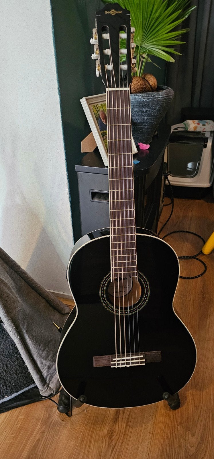 Zwarte klassieke gitaar met element - Zo goed als nieuw, Ophalen, Zo goed als nieuw, Klassieke of Spaanse gitaar, Met (piezo-)element